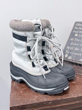 NWOT Sorel winter boots, Sz. 7